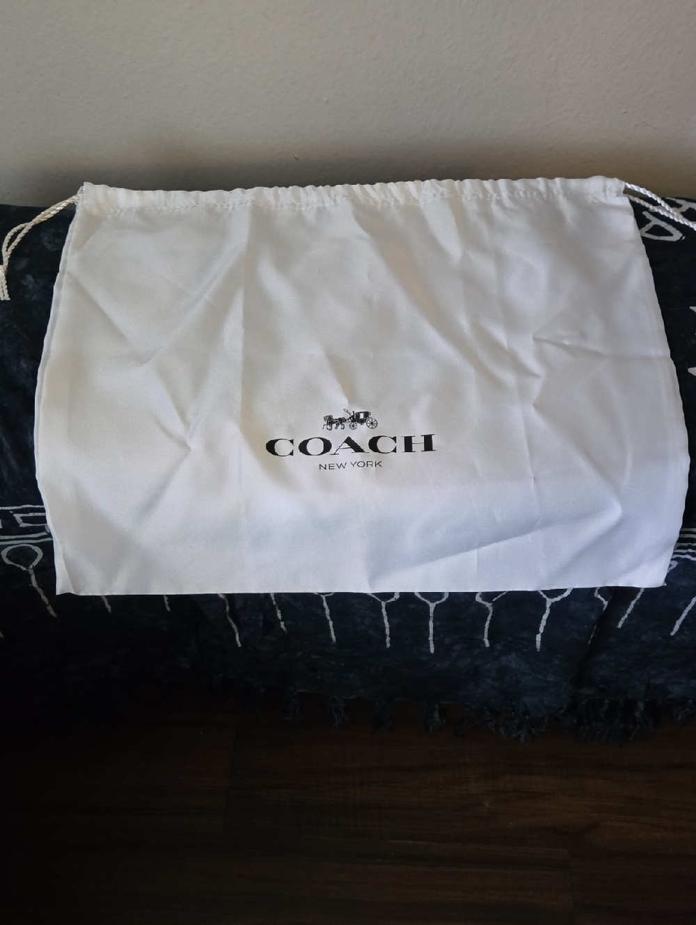 Coach New York Satin Drawstring Dust Bag White Large 15.5 x 13.5